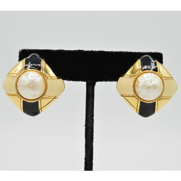 Givenchy Vintage Clip On Earrings Gold Black Enamel White Pearl Signed 1980s 9G - Picture 1 of 10